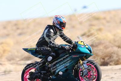 media/Dec-06-2025-CVMA (Sat) [[4a896cc04c]]/Race 8- Formula 40 MW and LW/